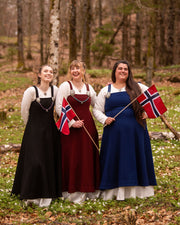 Frøya Viking Linen Dress